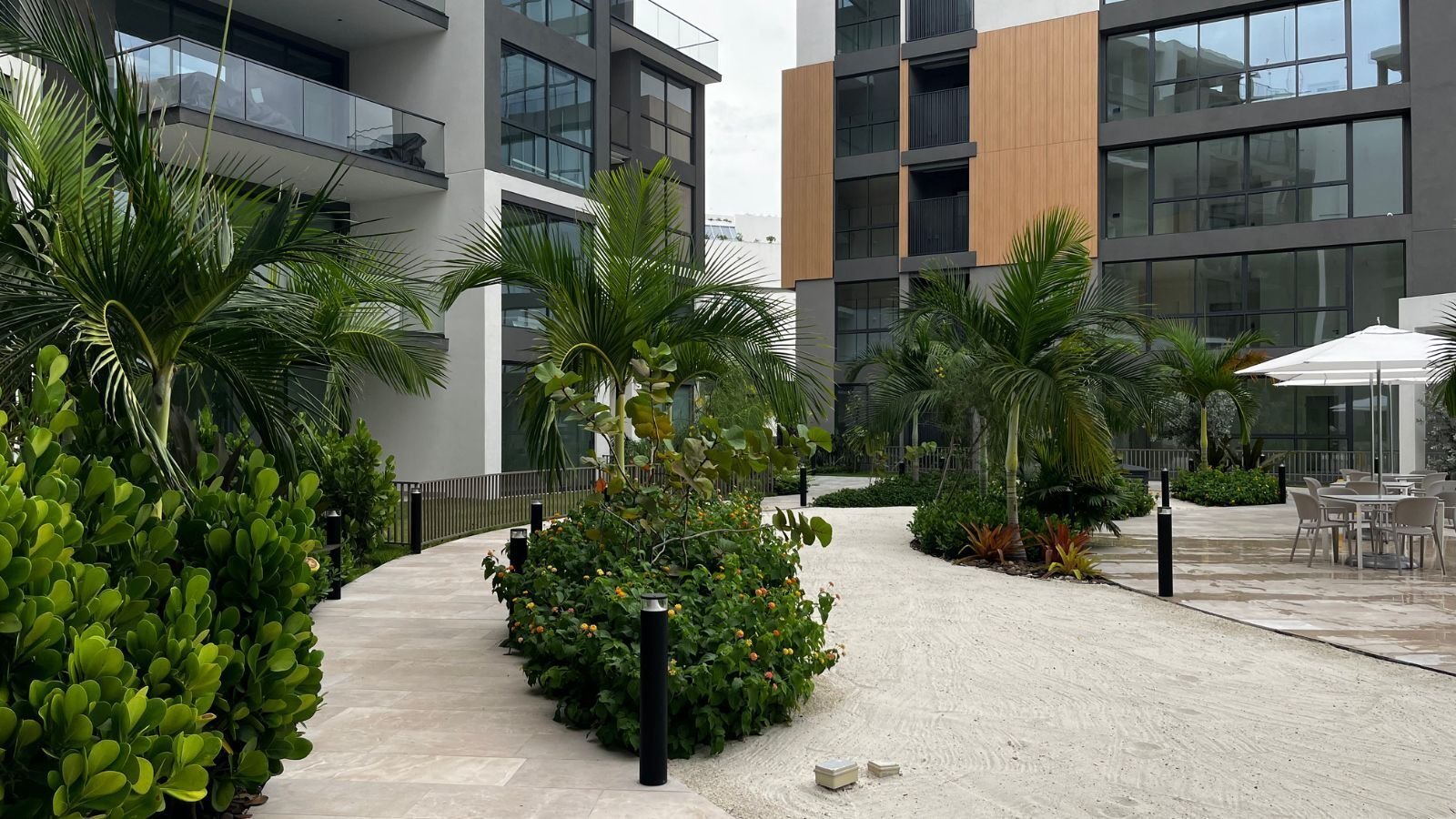 The Palms Beach Resort Apartment, Ocean Reef Islands - Gallery image 18