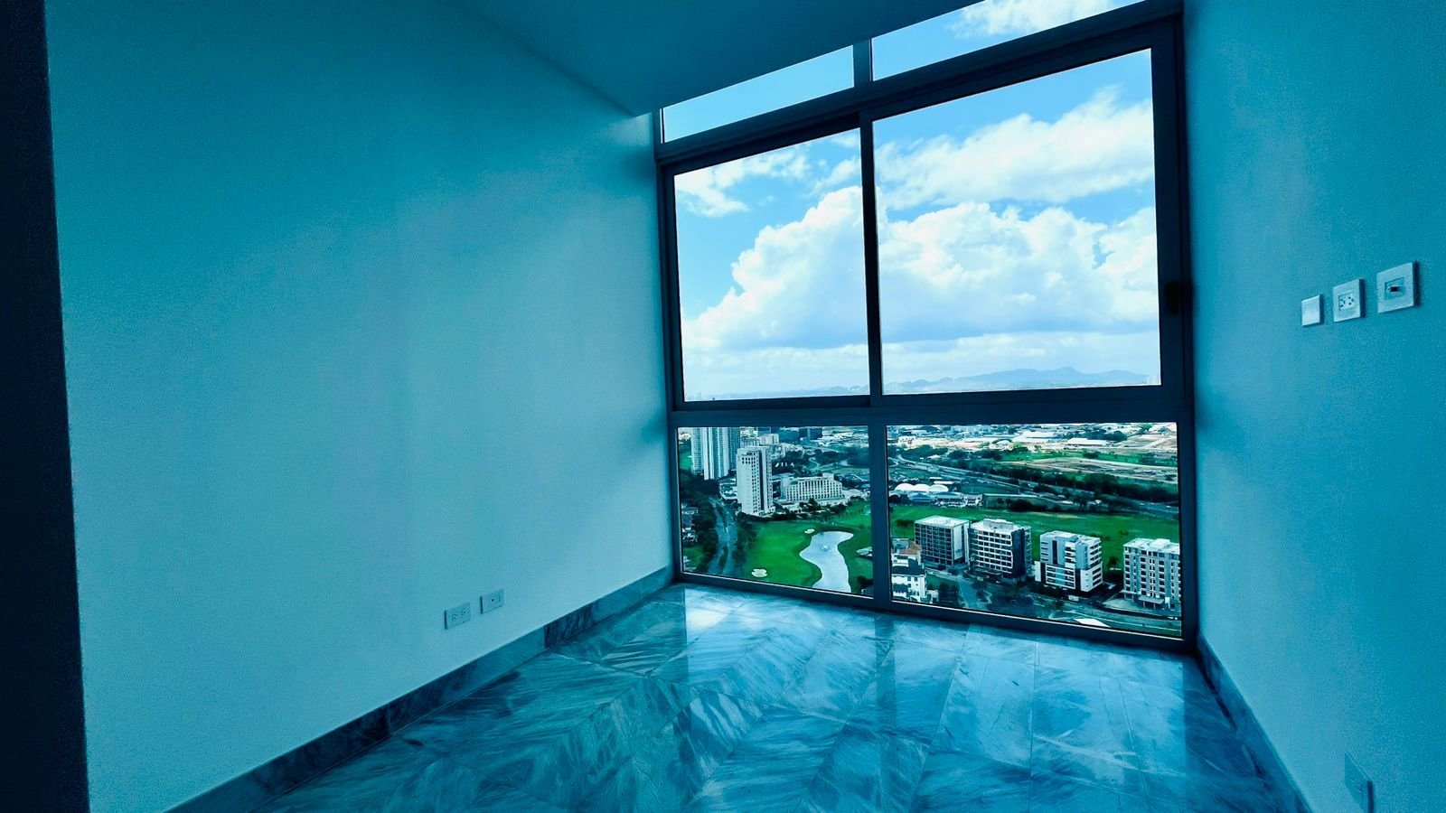 PH IVY Penthouse with Golf Views, Santa Maria - Gallery image 6