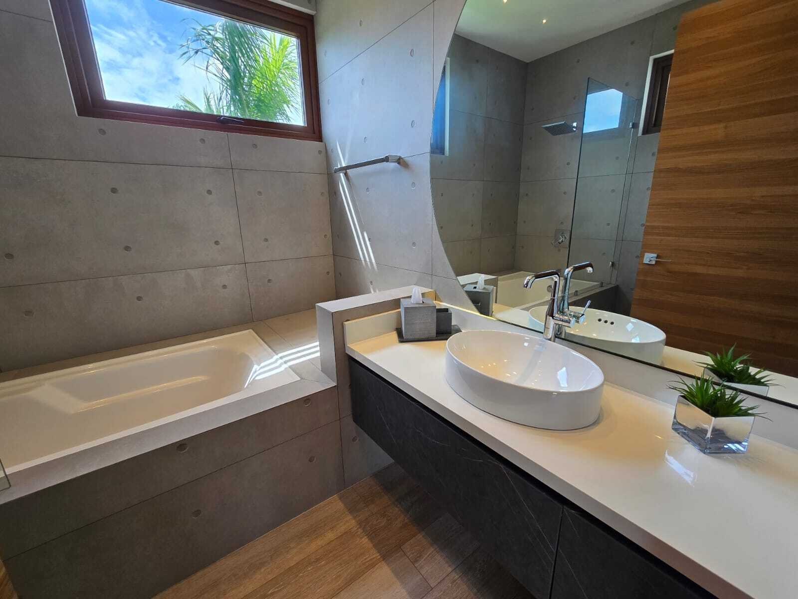 Balmoral Villa with Solar Power, Costa del Este - Gallery image 24