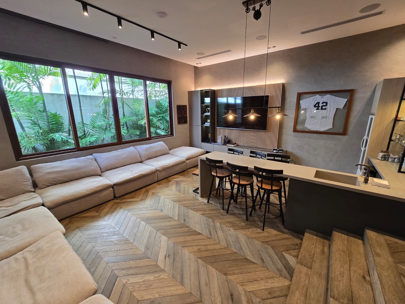 Balmoral Villa with Solar Power, Costa del Este - Gallery image 29