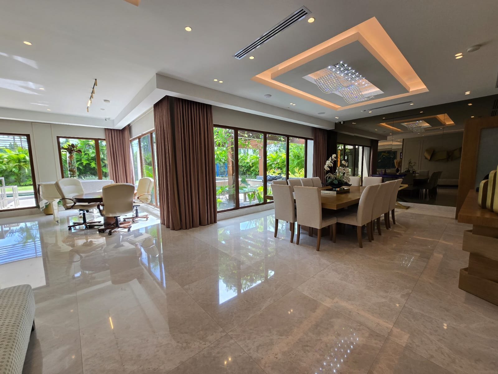 Balmoral Villa with Solar Power, Costa del Este - Gallery image 36