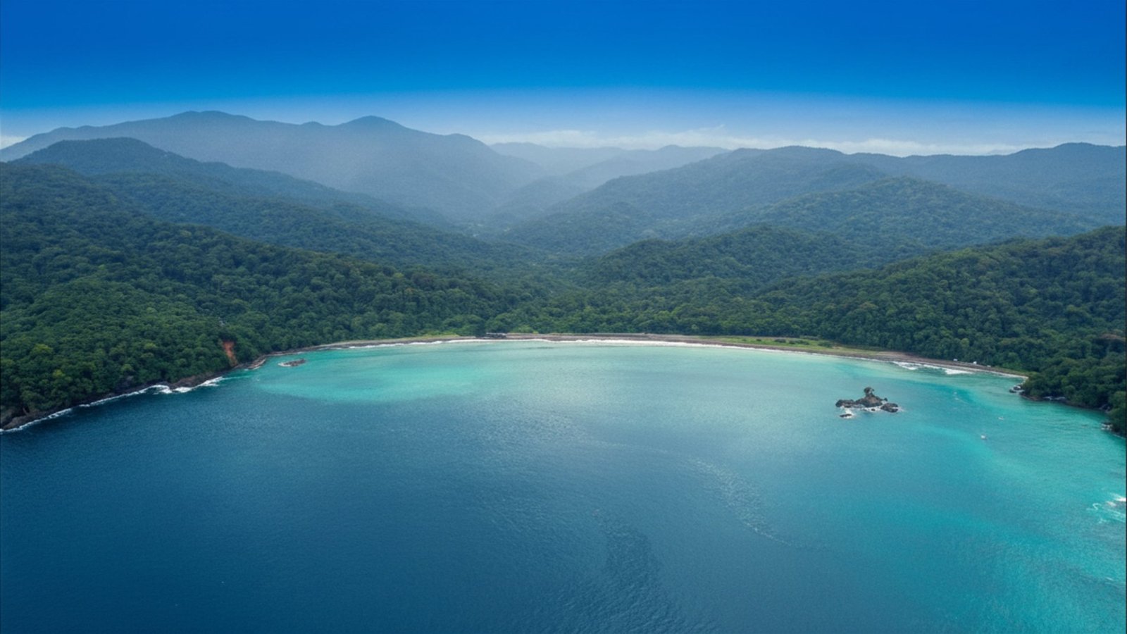 820-Hectare Oceanfront Land at Pinas Bay, Darien - Gallery image 13