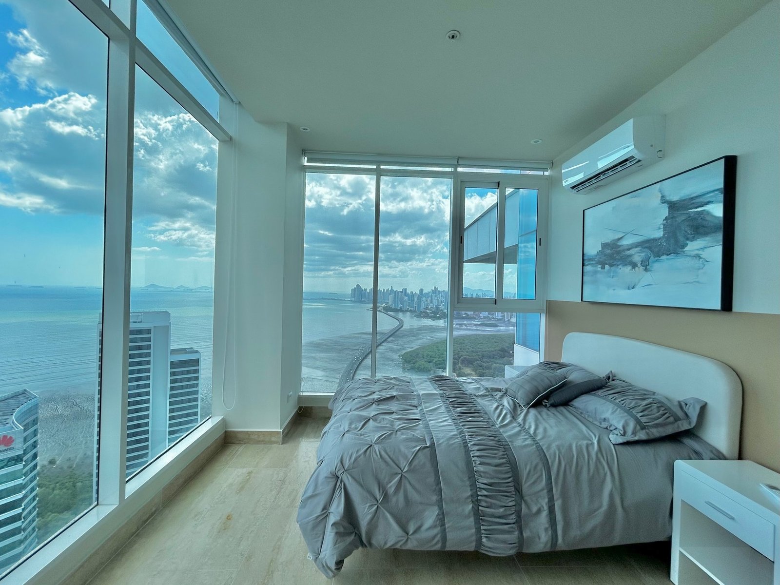 Furnished Duplex Penthouse at The Regent, Costa del Este - Gallery image 10