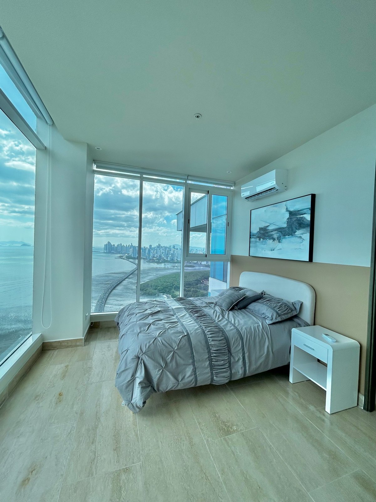 Furnished Duplex Penthouse at The Regent, Costa del Este - Gallery image 13