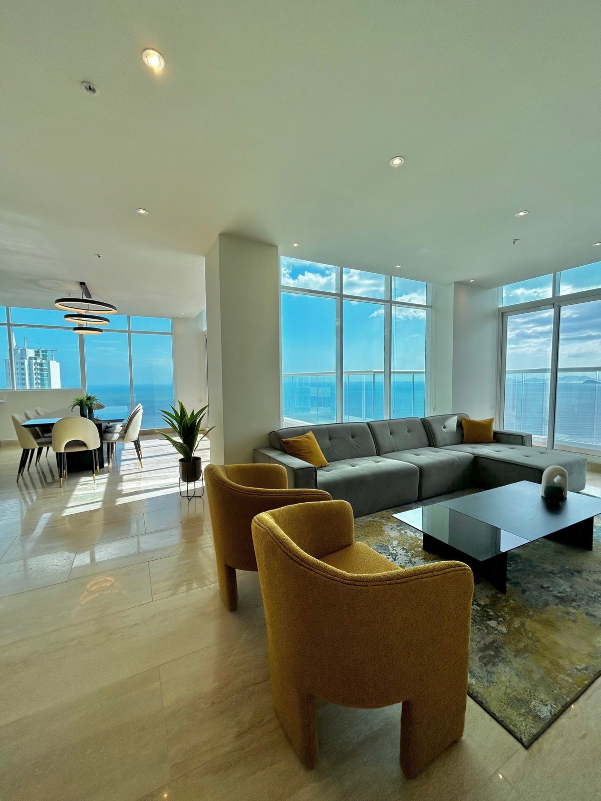 Furnished Duplex Penthouse at The Regent, Costa del Este - Gallery image 18