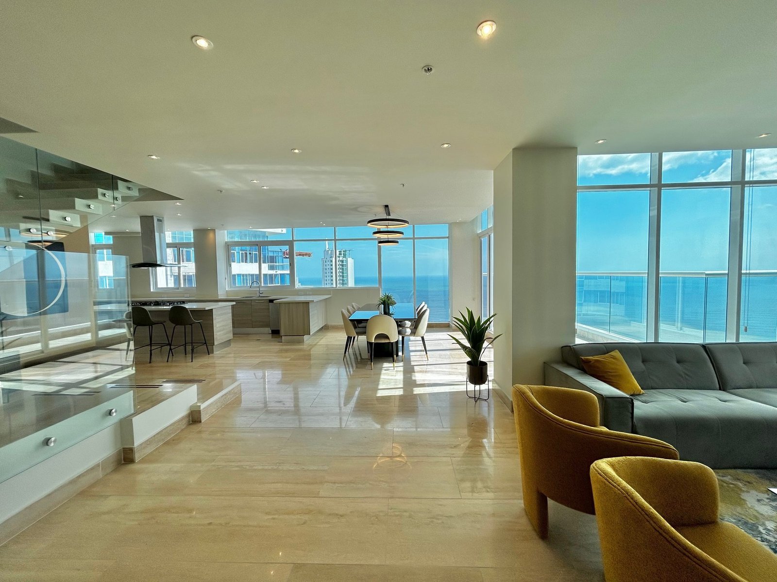Furnished Duplex Penthouse at The Regent, Costa del Este - Gallery image 19