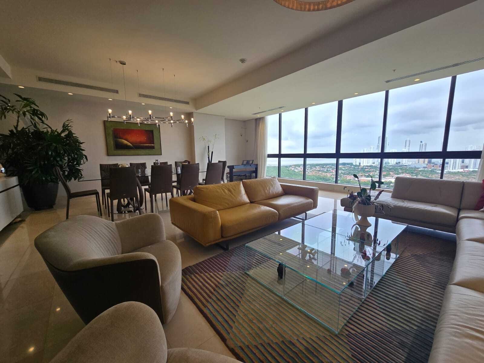 Duplex Penthouse with Rooftop at PH La Vista, Santa Maria