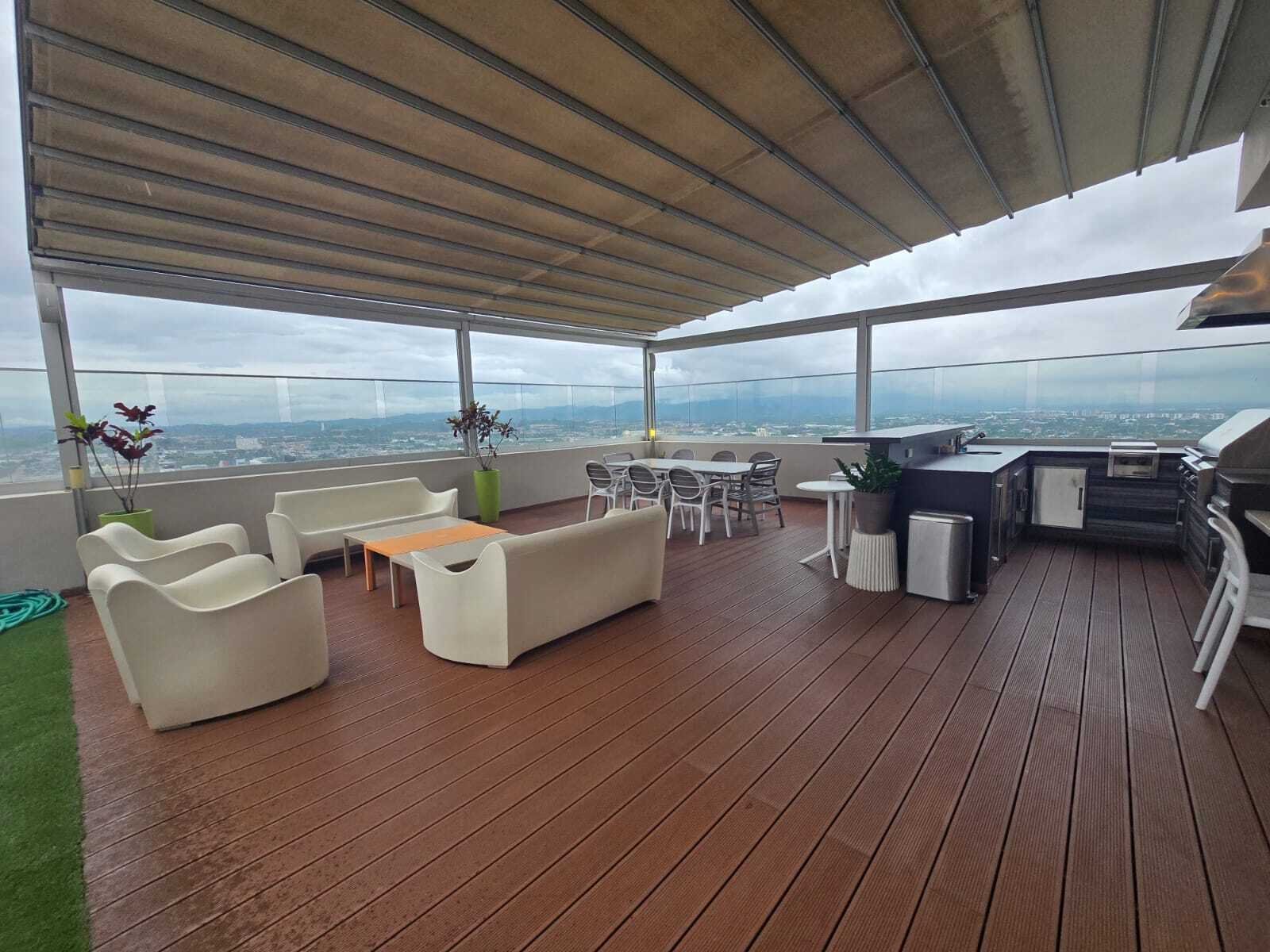 Duplex Penthouse with Rooftop at PH La Vista, Santa Maria - Gallery image 24