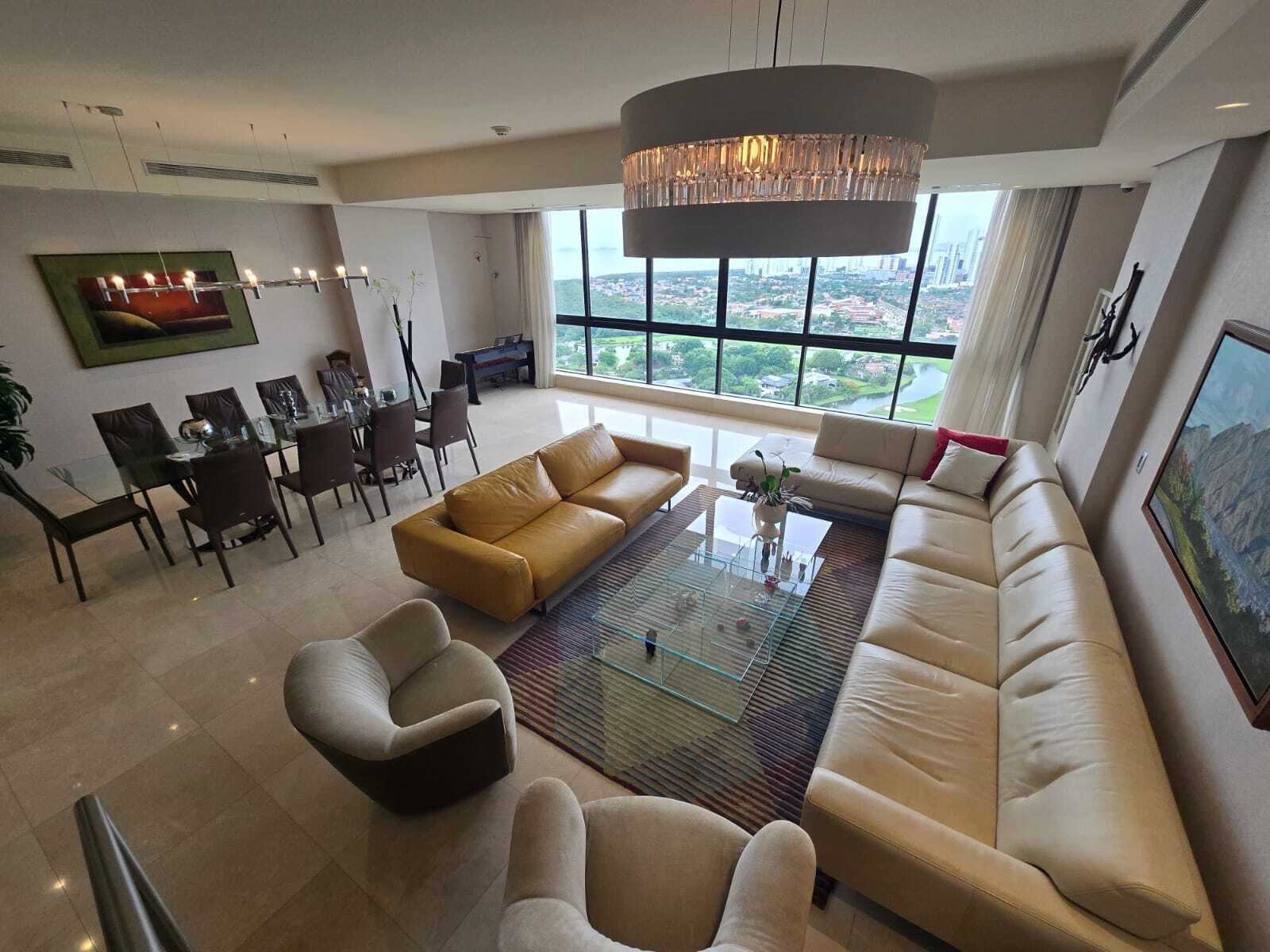 Duplex Penthouse with Rooftop at PH La Vista, Santa Maria - Gallery image 26