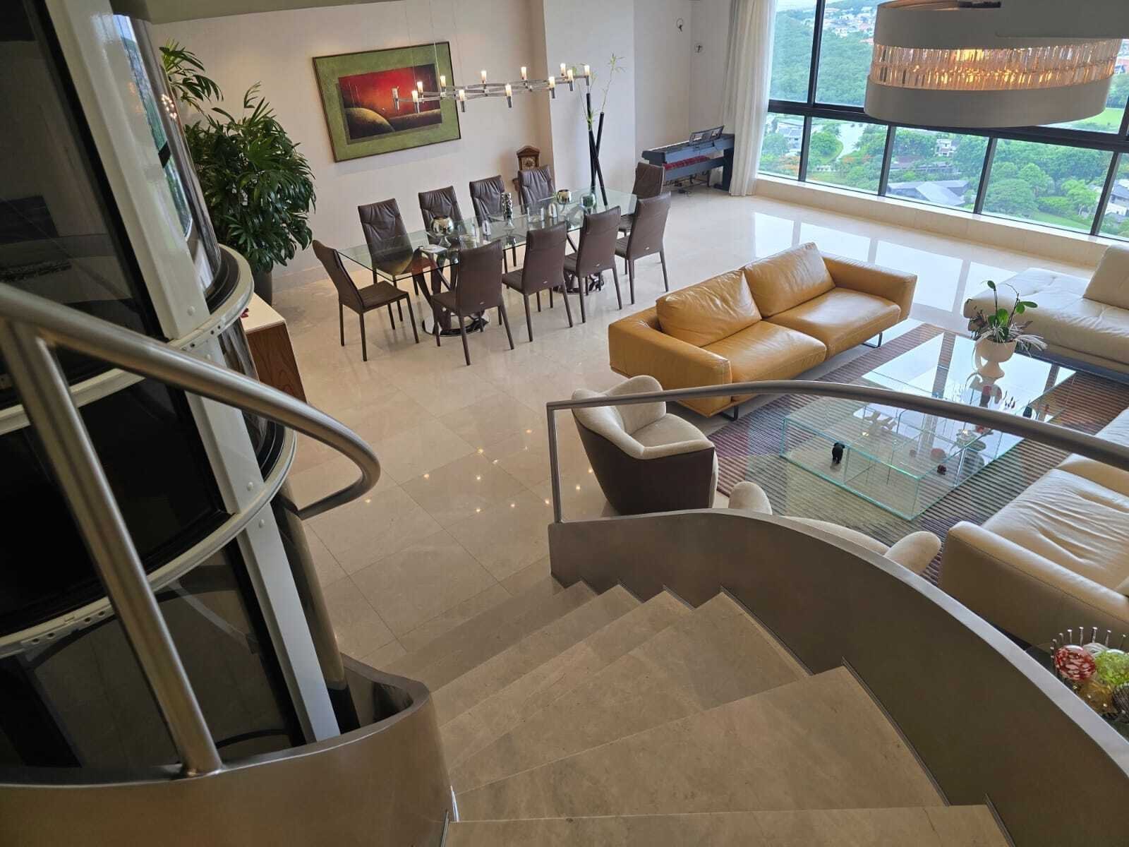 Duplex Penthouse with Rooftop at PH La Vista, Santa Maria - Gallery image 28