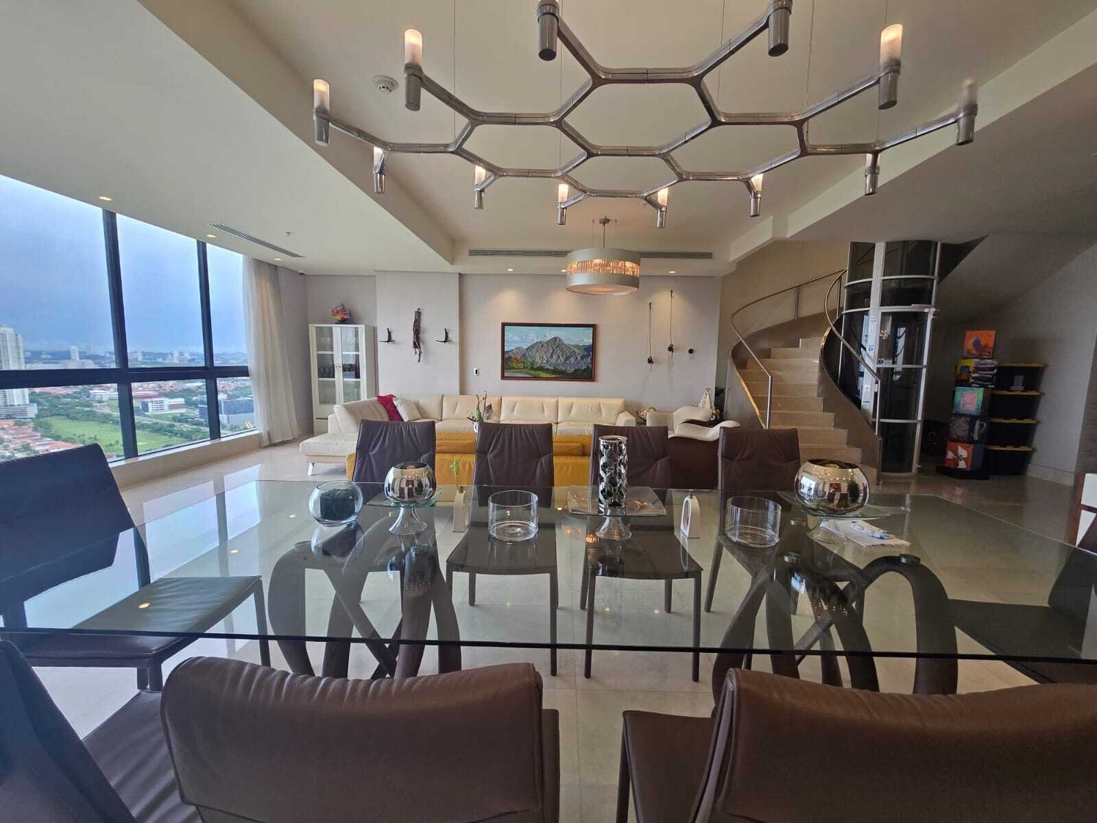 Duplex Penthouse with Rooftop at PH La Vista, Santa Maria - Gallery image 3