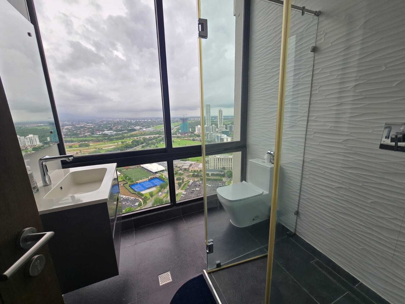Duplex Penthouse with Rooftop at PH La Vista, Santa Maria - Gallery image 40
