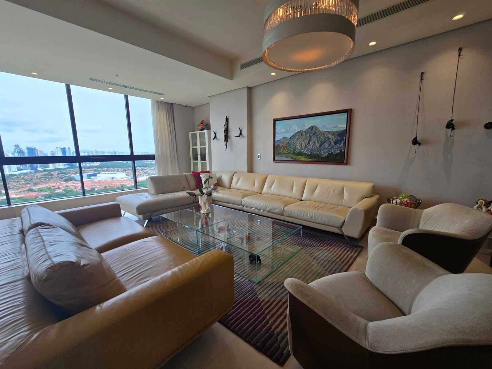 Duplex Penthouse with Rooftop at PH La Vista, Santa Maria - Gallery image 6